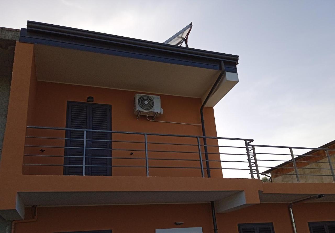 Oasi Di Mare Apartment Джойоза Мареа Екстериор снимка